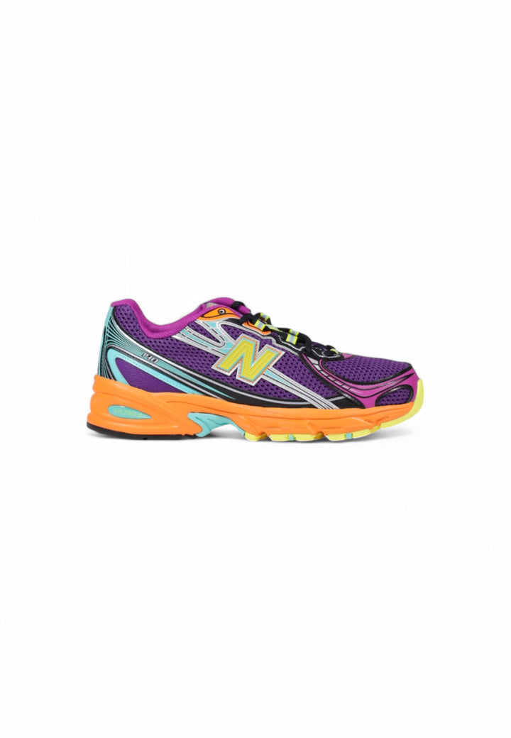 New Balance 740