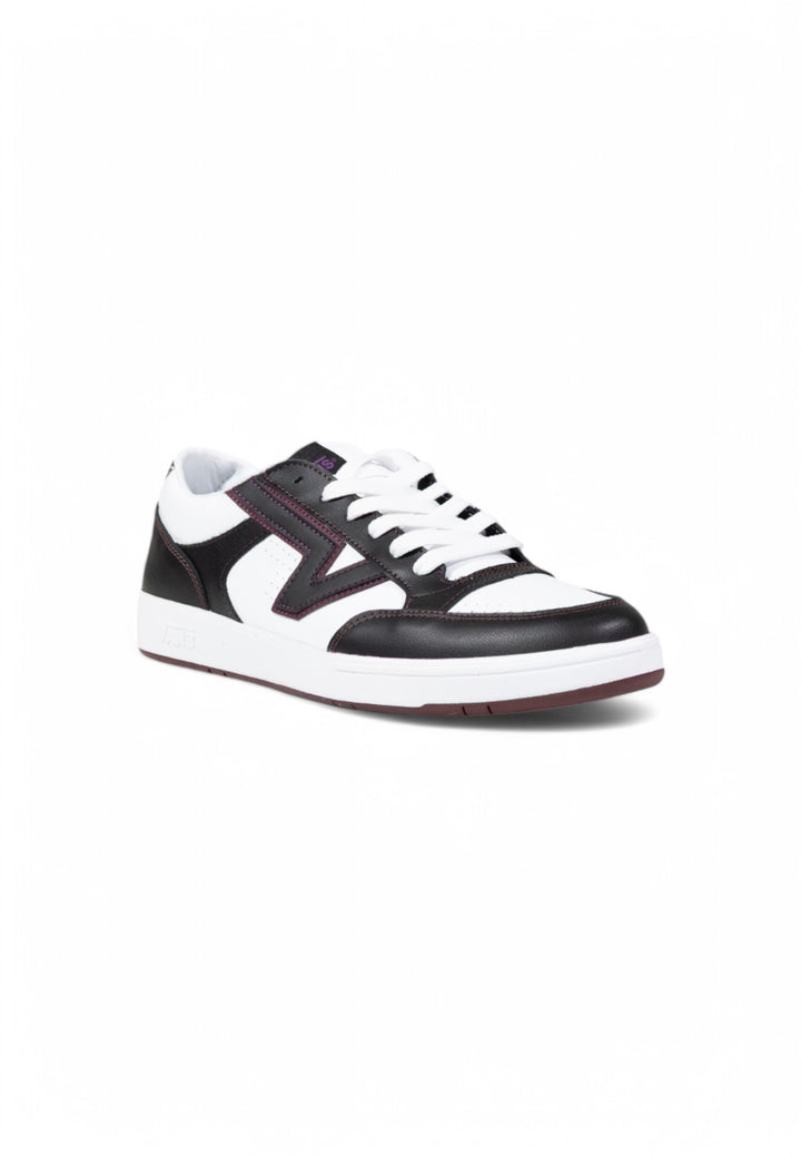 Vans Lowland