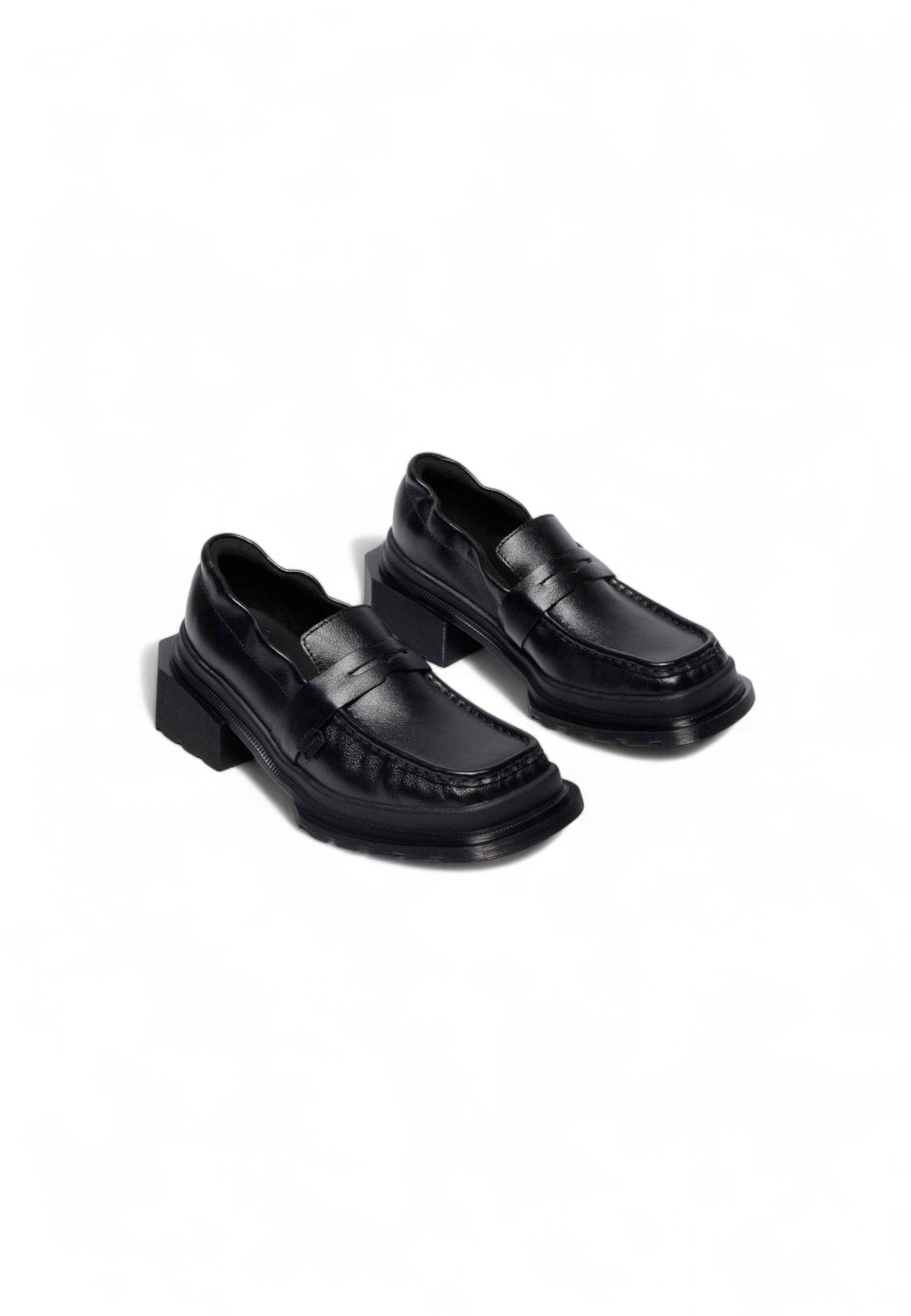 Dr. Martens Maybole Loafer Milled Gloss
