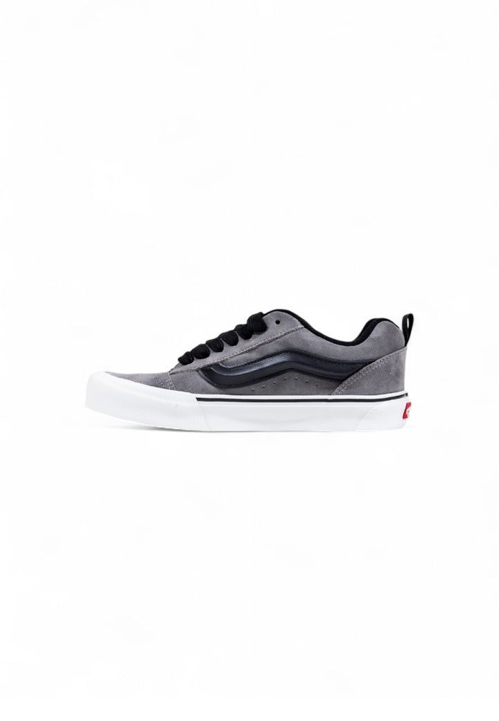 Vans Knu Skool